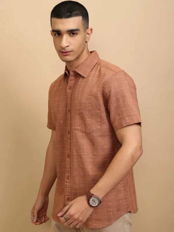 Highlander Men Rust Checked Regular Fit Casual Shirt