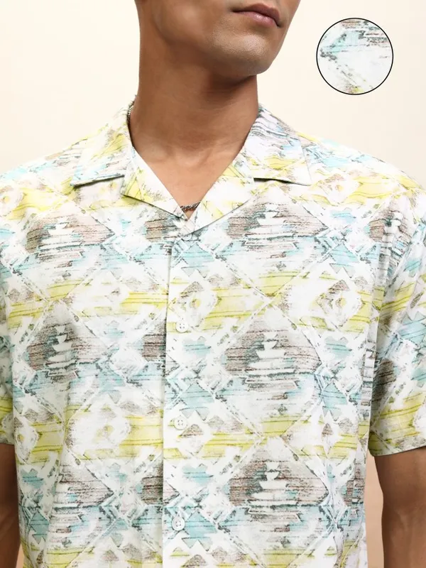 Locomotive Men Cream Printed Relaxed Fit Casual Shirt