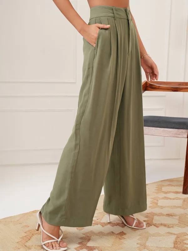 Tokyo Talkies Women Olive Solid Flared Casual Trouser