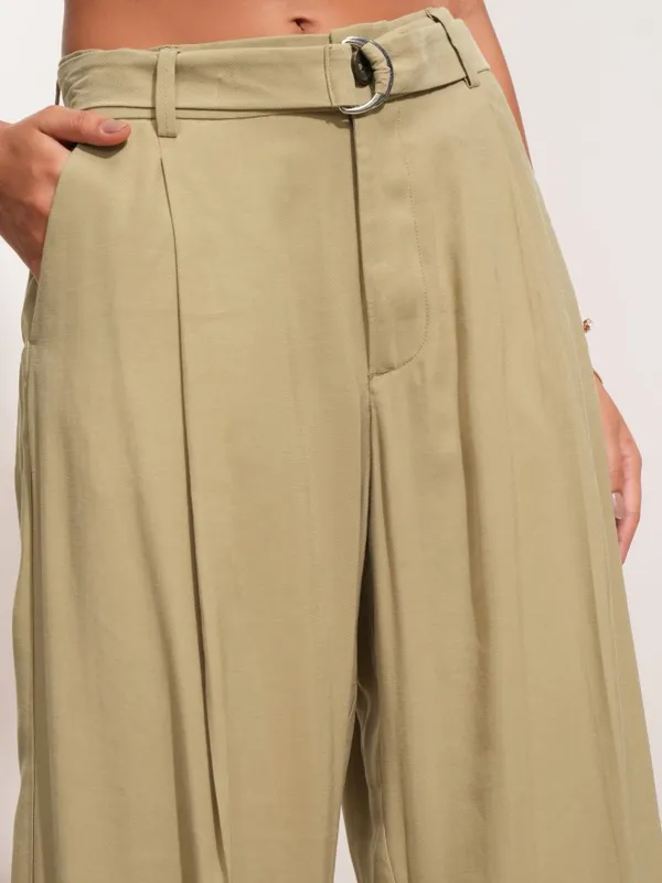 Tokyo Talkies Women Beige Solid Straight Fit Casual Trouser