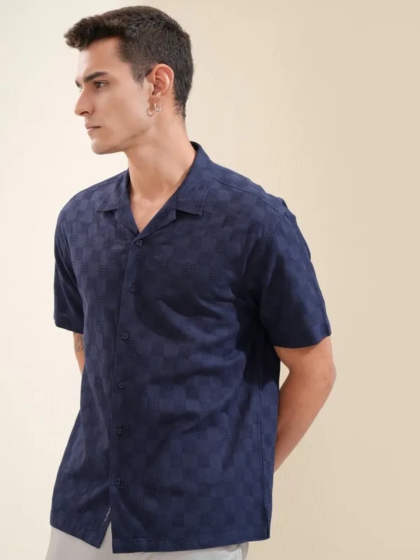 Highlander Men Navy Blue Textured Relaxed Fit Casual Shirt