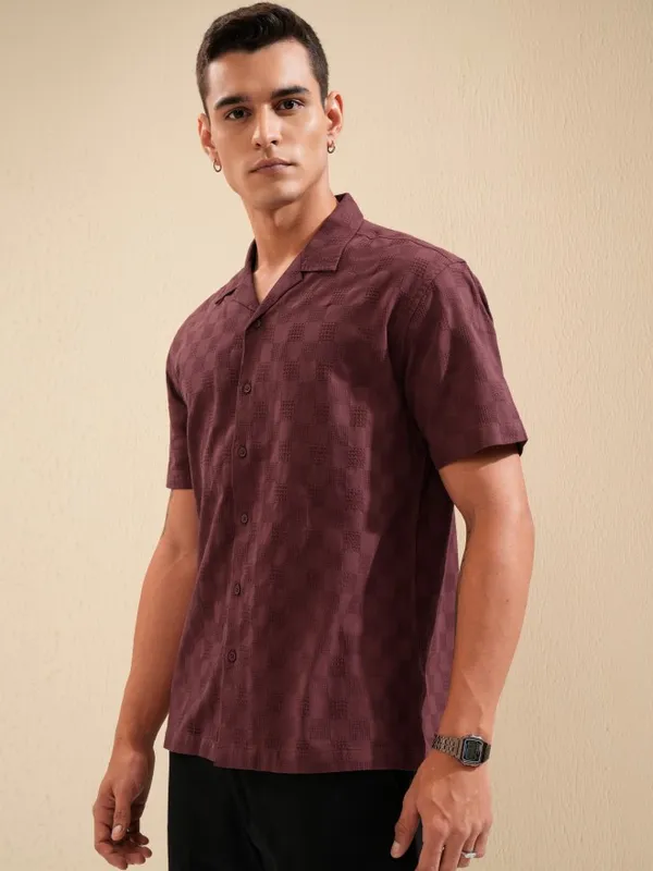Highlander Men Maroon Textured Relaxed Fit Casual Shirt