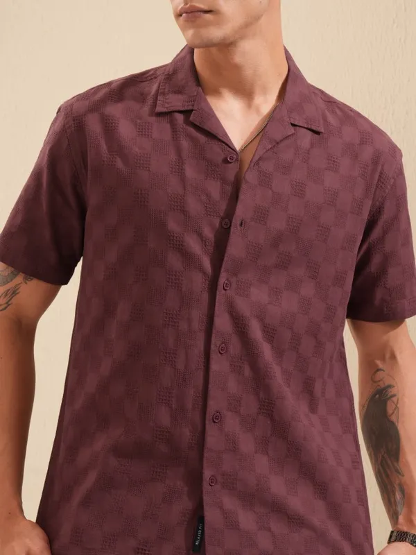 Highlander Men Maroon Textured Relaxed Fit Casual Shirt
