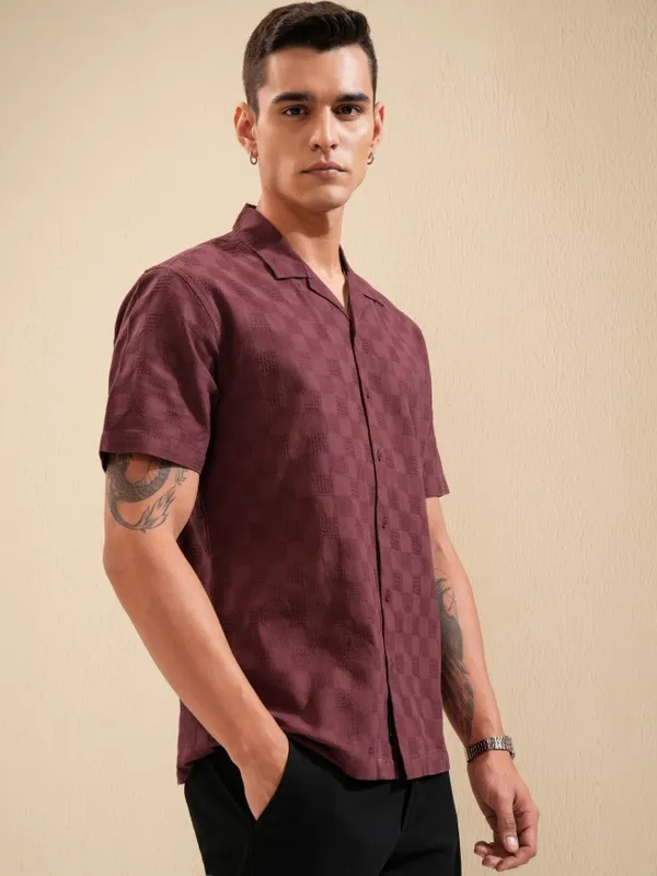 Highlander Men Maroon Textured Relaxed Fit Casual Shirt
