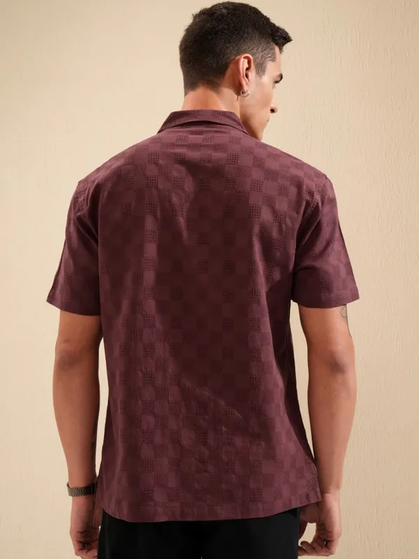Highlander Men Maroon Textured Relaxed Fit Casual Shirt