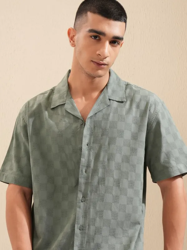 Highlander Men Green Textured Relaxed Fit Casual Shirt