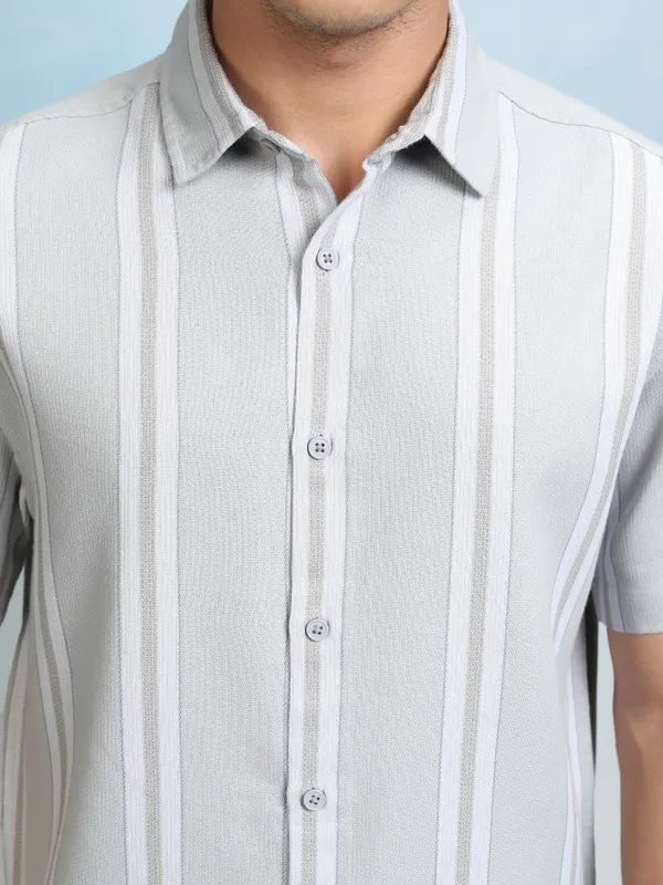 Highlader Men Grey Striped Relaxed Fit Casual Shirt