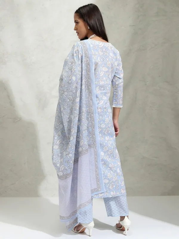 Vishudh Women Dusty Blue Printed Staright Kurta With Trouser And Dupatta