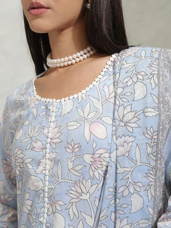 Vishudh Women Dusty Blue Printed Staright Kurta With Trouser And Dupatta
