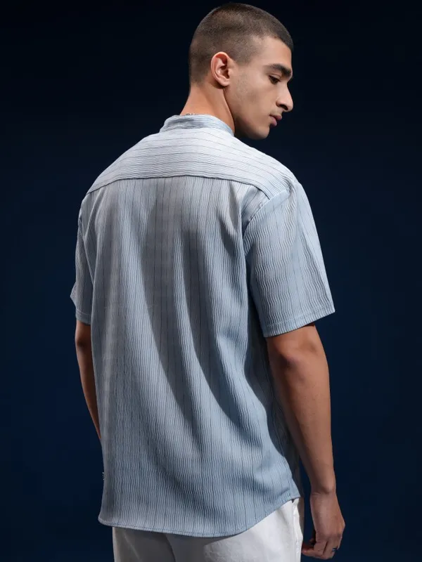 Highlander Men Blue Striped Relaxed Fit Casual Shirt