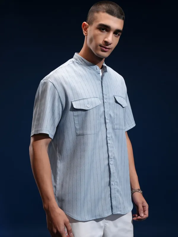 Highlander Men Blue Striped Relaxed Fit Casual Shirt