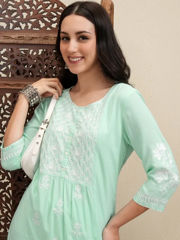 Vishudh Women Green Embroidered Kurta With Trousers And Dupatta
