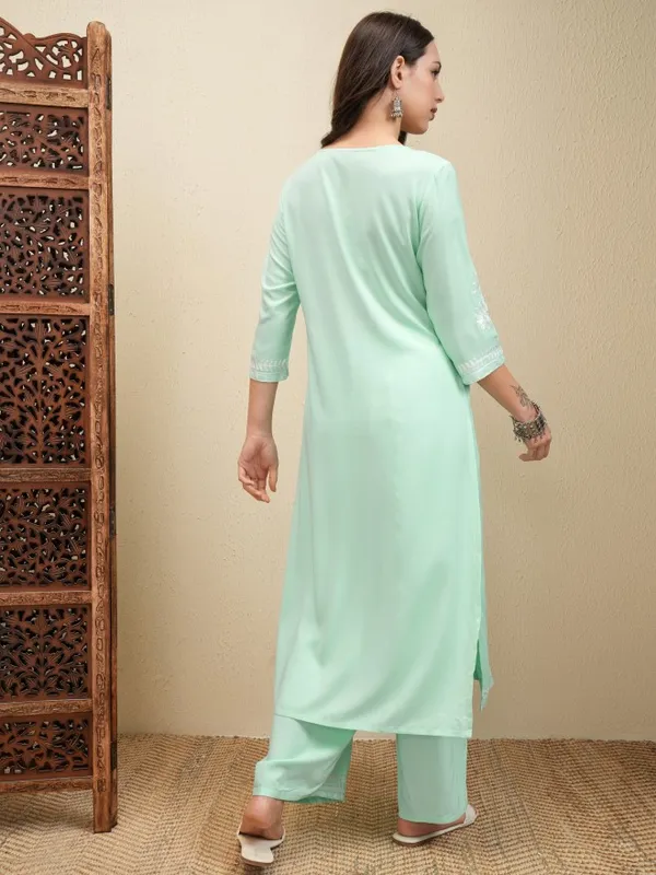 Vishudh Women Green Embroidered Kurta With Trousers And Dupatta