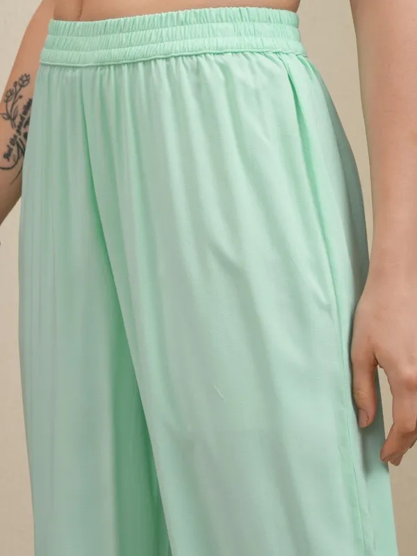 Vishudh Women Green Embroidered Kurta With Trousers And Dupatta