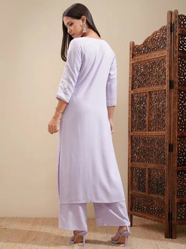 Vishudh Women Laveder Embroidered Straight Kurta And Palazzo Set
