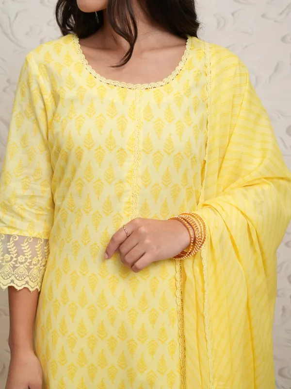 Vishudh Women Yellow Printed Straight Kurta With Pants And Dupatta
