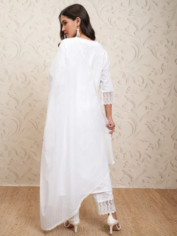 Vishudh Women White Printed Straight Kurta With Pants And Dupatta