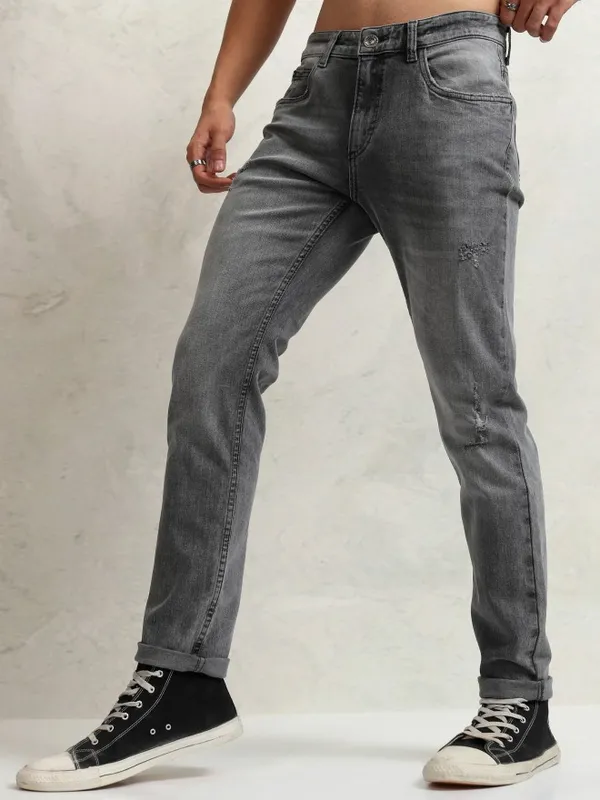 Highlander Men Grey Straight Fit Mildly Distressed Jeans