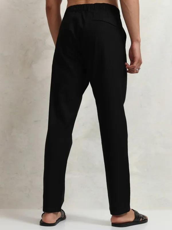 Highlander Men Black Regular Fit  Solid Formal Trousers