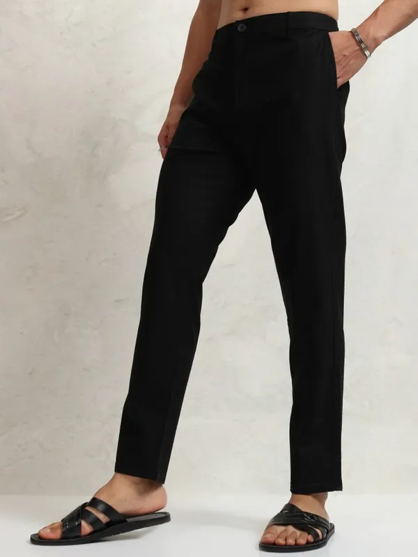 Highlander Men Black Regular Fit  Solid Formal Trousers