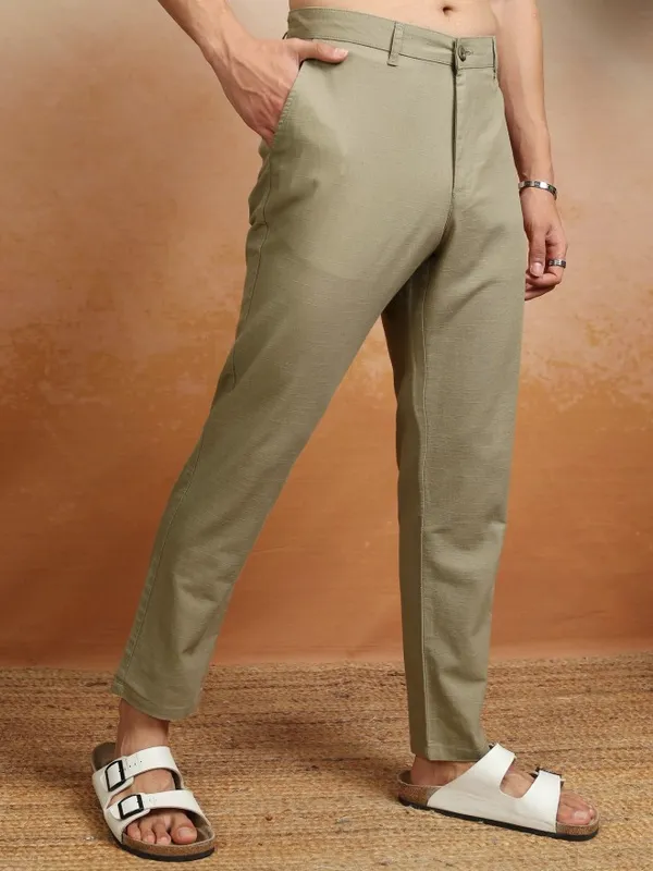 Highlader Men Beige Slim Fit Solid Chinos