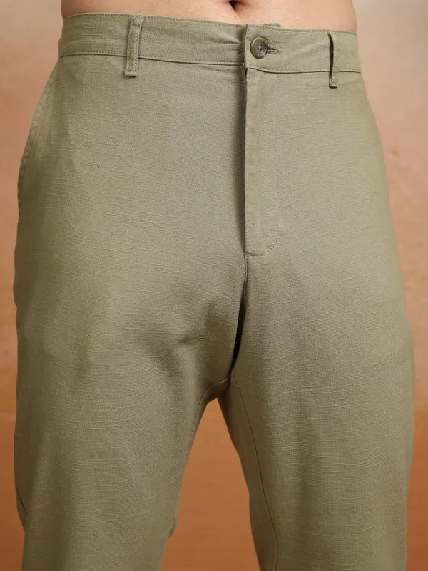 Highlader Men Beige Slim Fit Solid Chinos