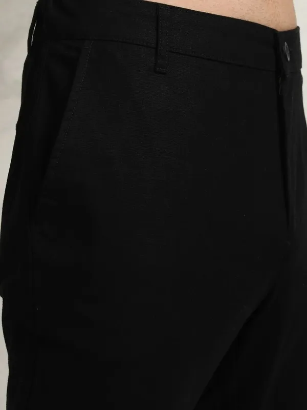 Highlander Men Black Regular Fit  Solid Formal Trousers