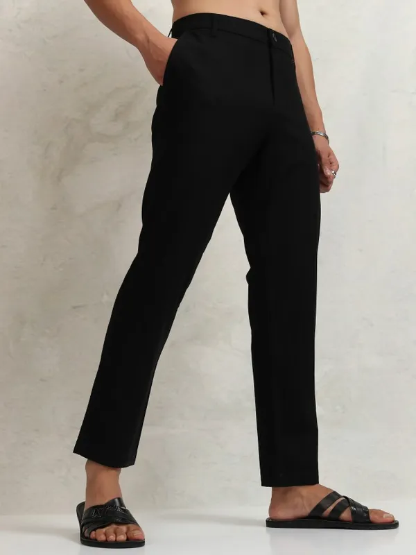 Highlander Men Black Regular Fit  Solid Formal Trousers