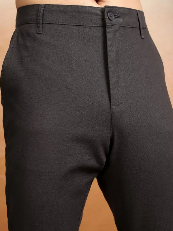 Highlander Men Black Slim Fit Solid Formal Trouser