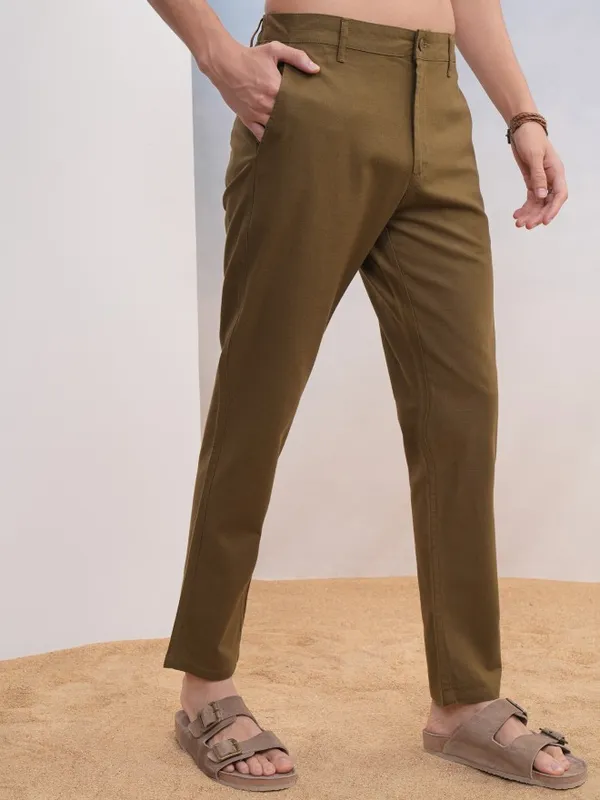 Highlander Men Brown Straight Fit Solid Casual Trouser