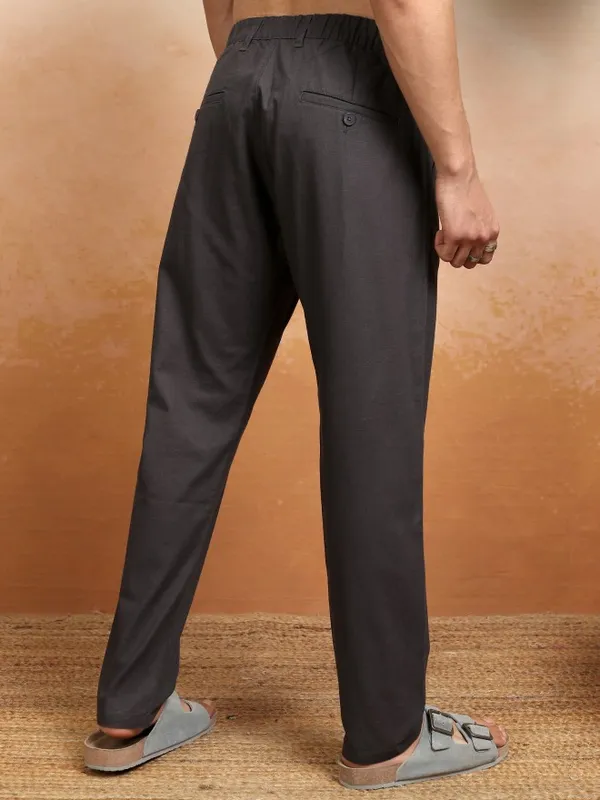 Highlander Men Black Slim Fit Solid Formal Trouser