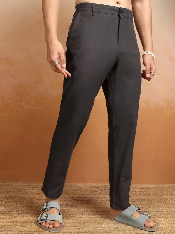 Highlander Men Black Slim Fit Solid Formal Trouser