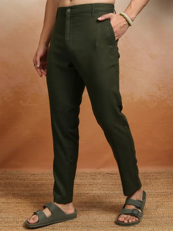 Highlander Men Green Slim Fit Solid Formal Trouser