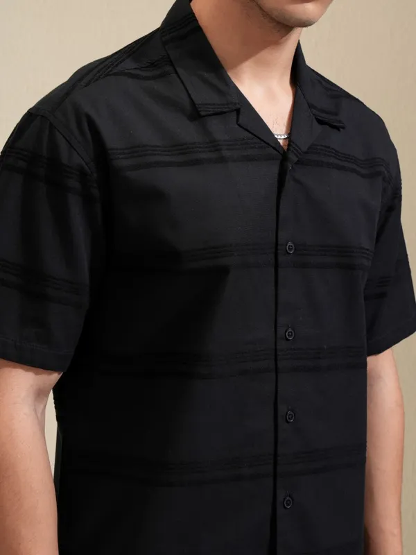 Highlander Men Black Striped Relaxed Fit Casual Shirt