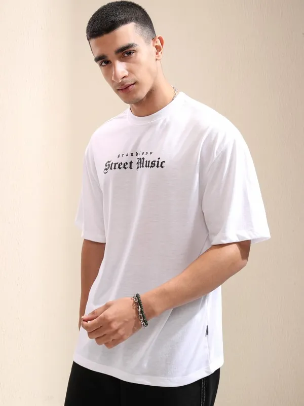 Highlander Men White Printed Round Neck Oversized Fit T-Shirt