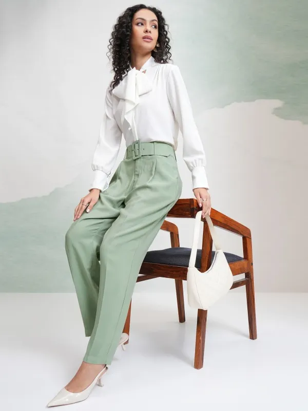 Tokyo Talkies Women Green Solid Straight Fit Casual Trouser