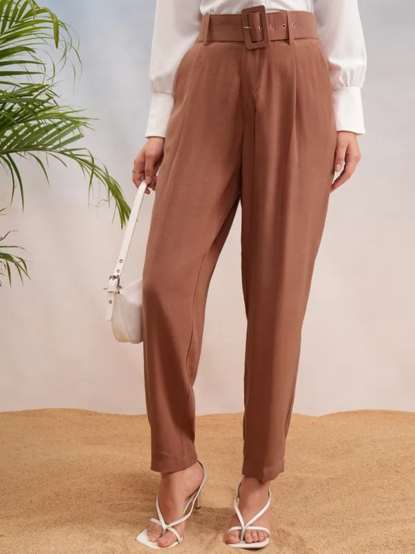 Tokyo Talkies Women Rose Solid Straight Fit Casual Trouser