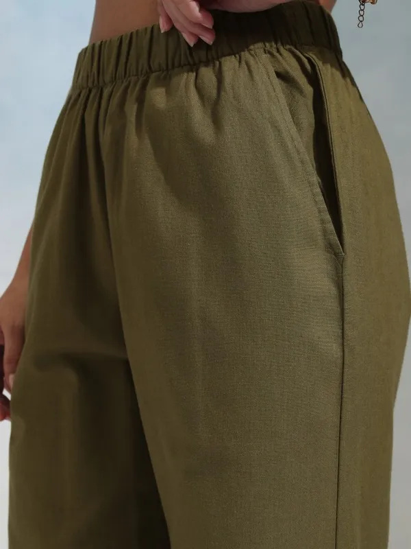 Tokyo Talkies Women Olive Regular Solid Regular Trouser