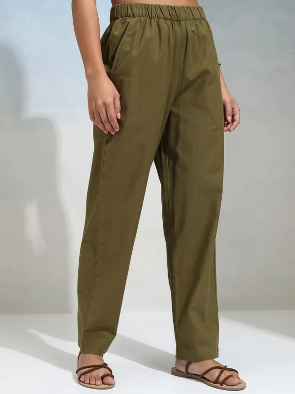 Tokyo Talkies Women Olive Regular Solid Regular Trouser