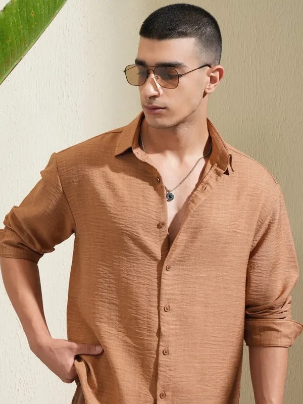 Highlander Men Brown Self Design Relaxed Fit Casual Shirt