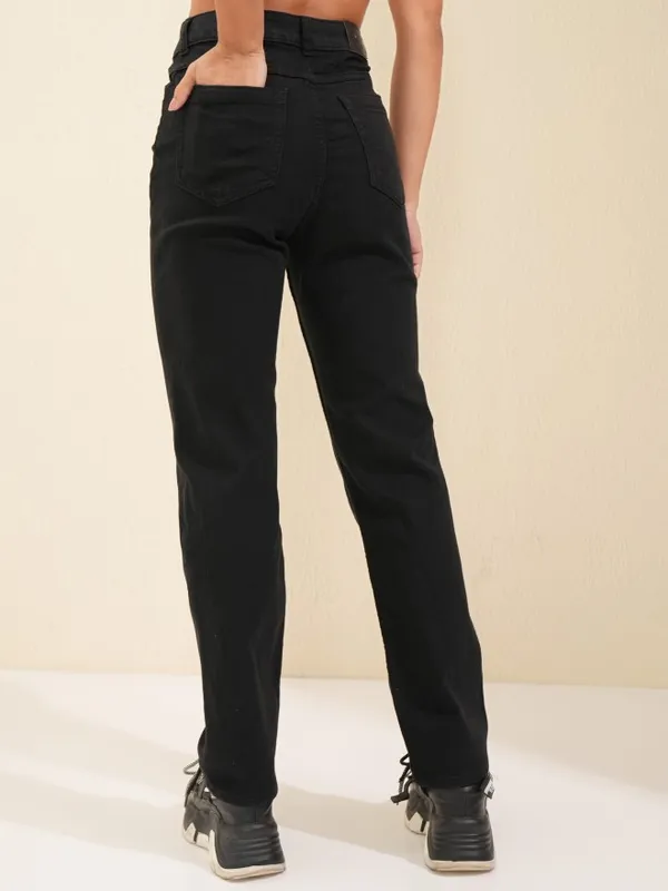 Women Straight Fit Jeans