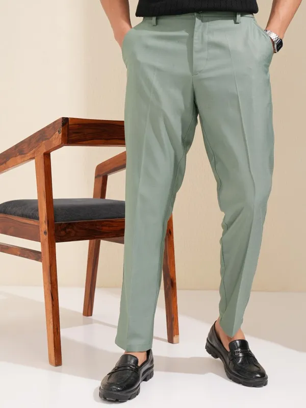Highlander Men Olive Slim Fit Solid Formal Trouser