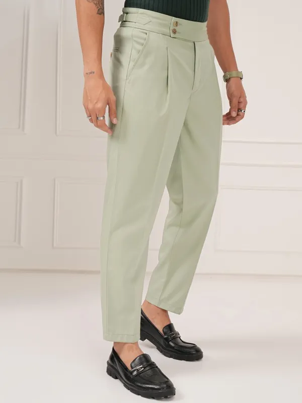 Highlander Men Green Tapered Fit Solid Formal Trouser