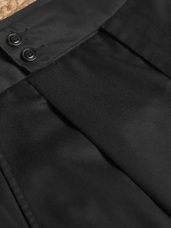Highlander Men Black Tapered Fit  Solid Formal Trousers