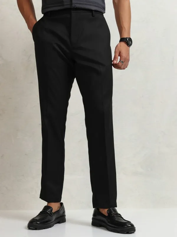Highlander Men Black Tapered Fit  Solid Formal Trousers
