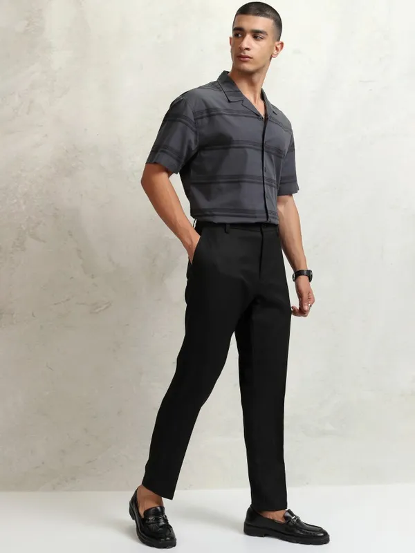Highlander Men Black Tapered Fit  Solid Formal Trousers