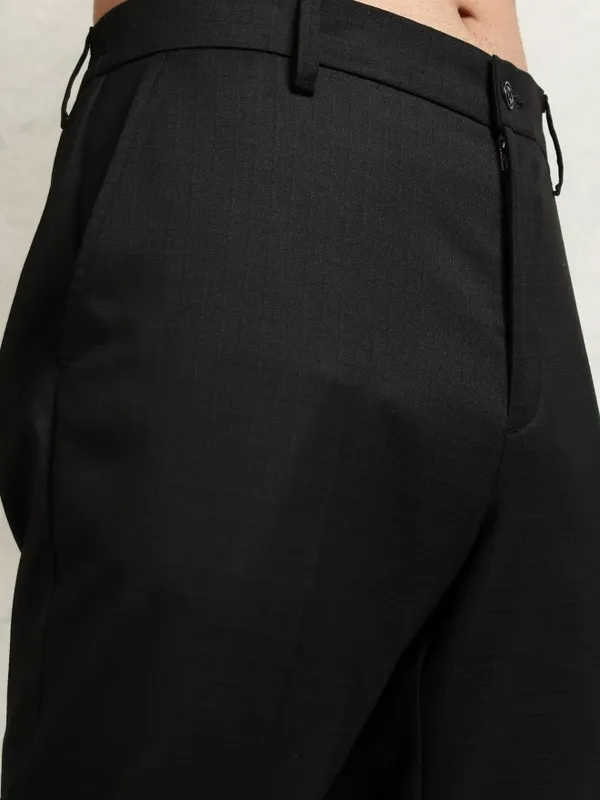 Highlander Men Black Tapered Fit  Solid Formal Trousers