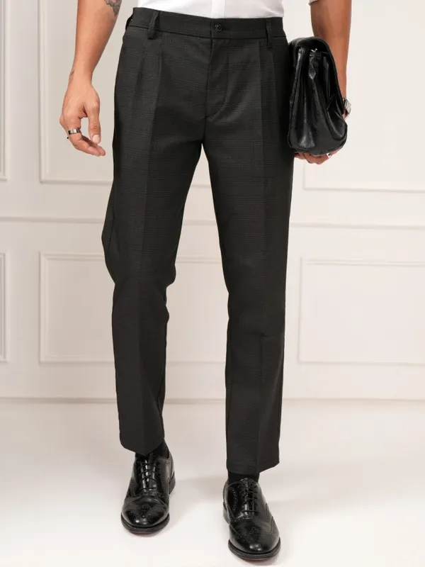 Highlander Men Black Slim Fit Solid Formal Trouser
