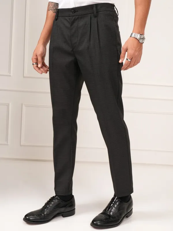 Highlander Men Black Slim Fit Solid Formal Trouser