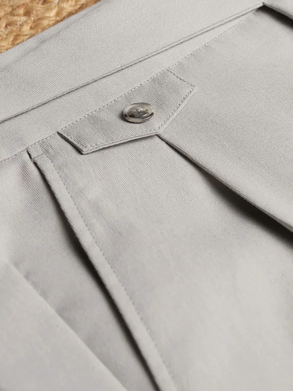 Highlander Men Grey Slim Fit Solid Formal Trouser